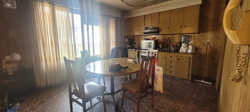 Venta En Block, Casa De 5 Ambiente + Galpón De Loza