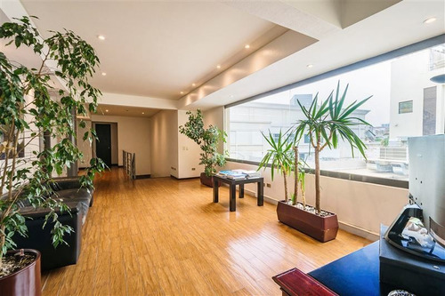 Imagen 1 de 20 de Edificio De Oficinas En Venta En Santiago Para Inversionista
