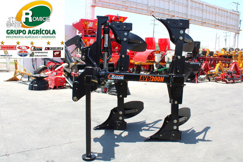 Arado De 2 Rejas Hidraulico Reversible Marca Bison Nuevo