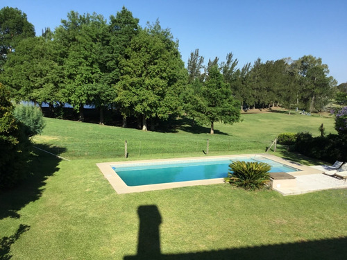 Imagen 1 de 14 de Villa Italiana Con Vista Al Lago Y Salida Al Golf Hoyo7