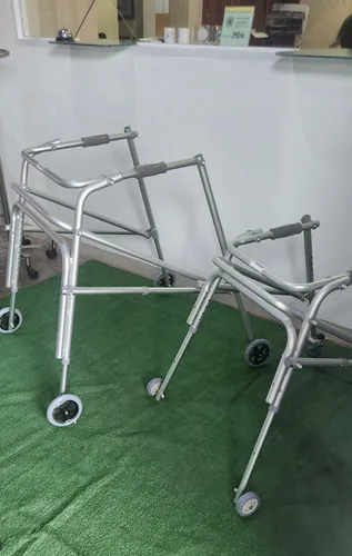 Andadera Posterior Pediátrica