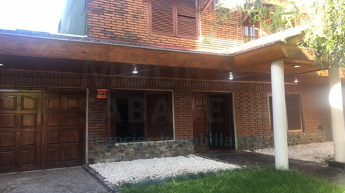 Chalet - Ramos Mejia - Pileta - Quincho