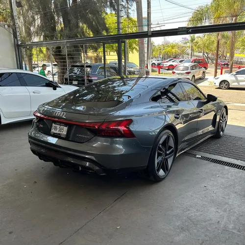 Audi E-tron rs e-tron