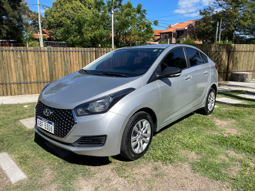 Hyundai HB20S 1.6 Comfort Plus 4p