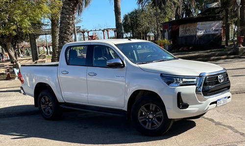 Toyota Hilux 2.8 Tdi Cd Srv 4X4 At