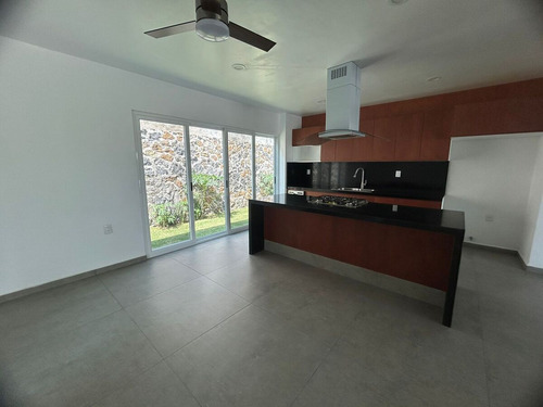 Casa En Venta En Lomas De Cocoyoc