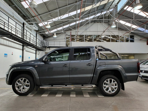 Imagen 20 de 25 de Volkswagen Amarok V6 Highline 0km 258cv My23 Dcolores