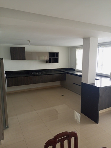 Imagen 6 de 17 de Espectacular Casa En Urb. Paso Real