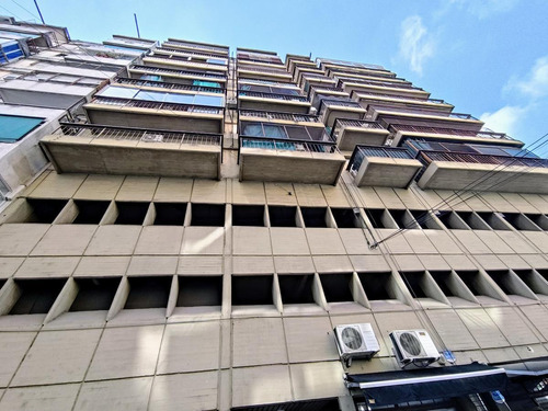 Imagen 1 de 8 de Italia 1200 - Departamento De Dos Dormitorios En Venta - Rosario