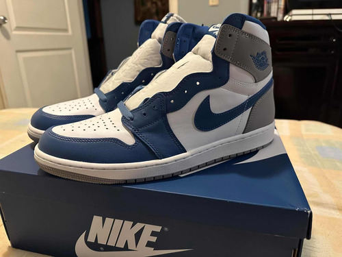 Sneakers Nike Air Jordan 1 High True Blue Og