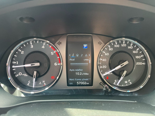 Toyota Hilux 2.8 D-4D TURBO CD SRV 4X4