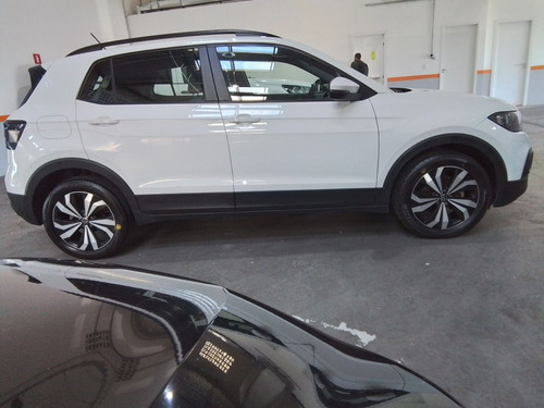 Volkswagen T-Cross 1.0 200 TSI TOTAL FLEX AUTOMÁTICO