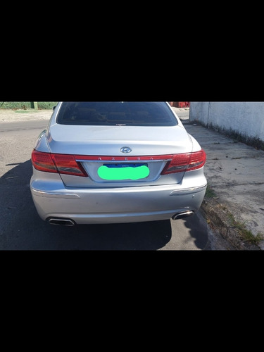 Imagem 2 de 7 de Hyundai Azera 2011 3.0 V6 Aut. 4p