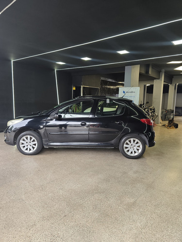 Peugeot 207 1.6 Xt
