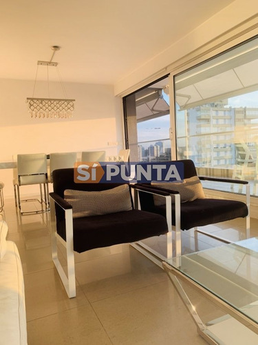 Imagen 5 de 25 de Apartamento En Alquiler De Máxima Categoría , Playa Mansa , Punta Del Este