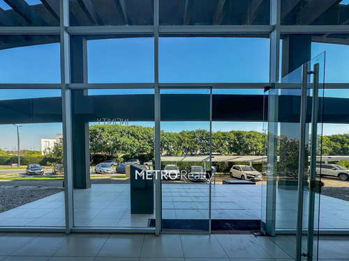 Departamento En Venta 2 Ambientes En Nordelta Con Terraza Y Al Lago, Apto Credito