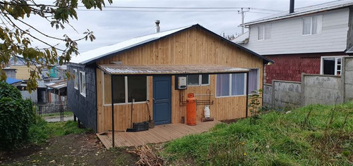 Casa En Venta De 3 Dorm. En Llanquihue