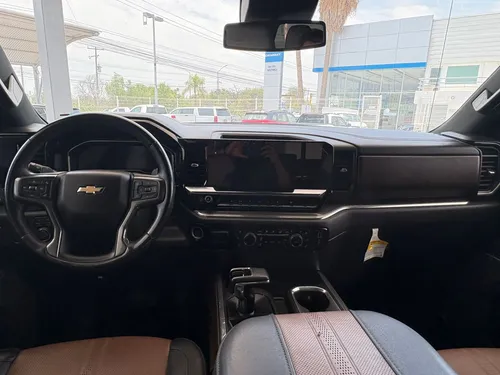 Chevrolet Cheyenne 6.2 Doble Cab High Country 4X4 At