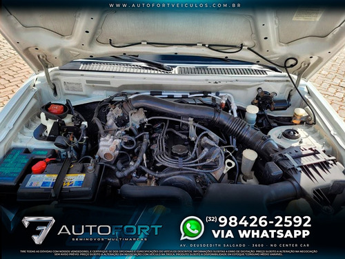 Imagem 9 de 15 de Mitsubishi Pajero Tr4 2.0 Flex 16v 4x2 Mec. 2012/2013