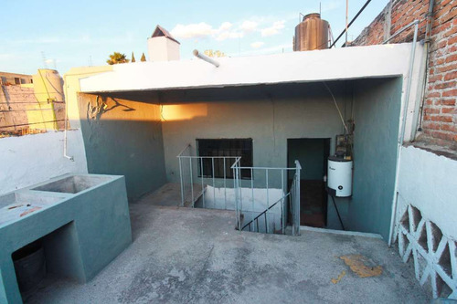Casa Para Remodelar En Venta Cerca Del Centro De San Miguel: Guadalupe