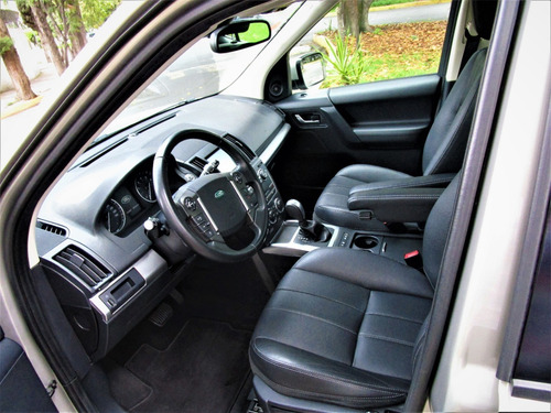 Imagen 10 de 15 de Land Rover Lr2 2014 Con 65 Mil Km Impecable Único Dueño