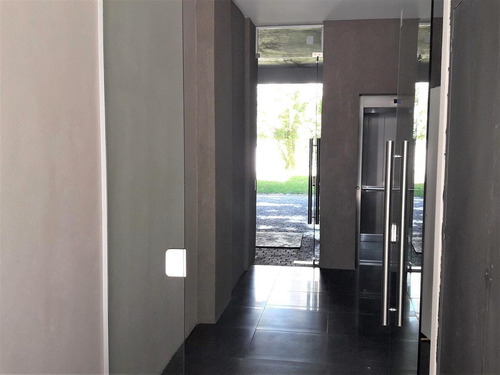 Dde U$s 2272 X M2 -balcón · Apto Prof · Fte A Plaza ·