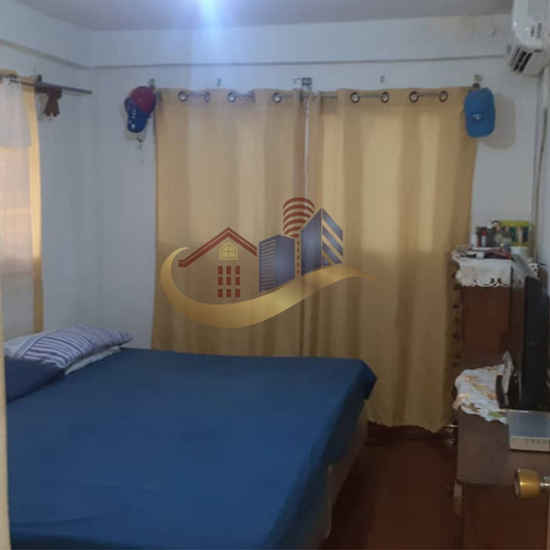 Imagen 5 de 8 de Casa En Venta En Caraballeda De 3 Hab. 1 Baño Ref 814