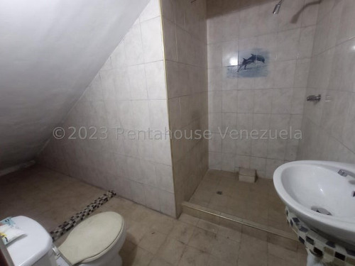 Imagen 21 de 30 de Local En Alquiler Centro De Barquisimeto. Tu Asesor De Confianza Kenlimar Nieto. Contactame *0424 5/2/2/3/7/9/7* Código Flex 23-24114