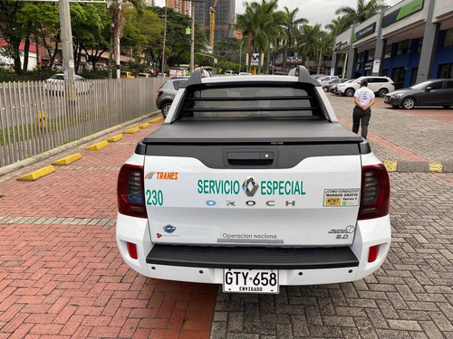 Imagen 6 de 14 de Renault Duster Oroch Dynamique 4x4