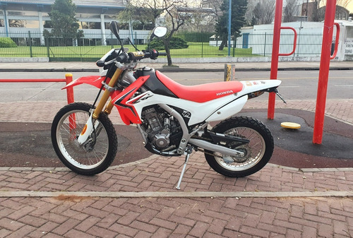 Imagen 2 de 11 de Honda Crf250l