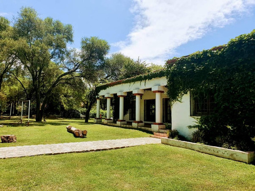 Imagen 4 de 30 de Villa Warcalde - Excelente Propiedad - Todos Los Servicios