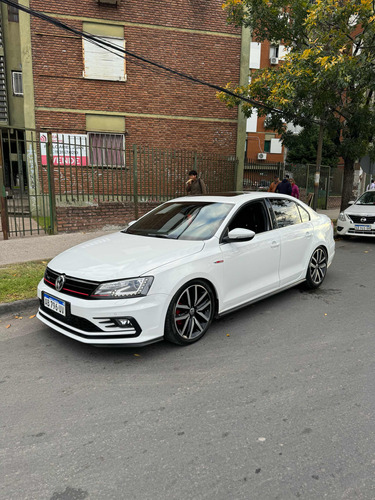 Volkswagen Vento 2.0 Tsi Gli 211cv App Connect + Nav