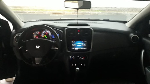Renault Logan 2014 1.6 Dynamique Hi-power 4p