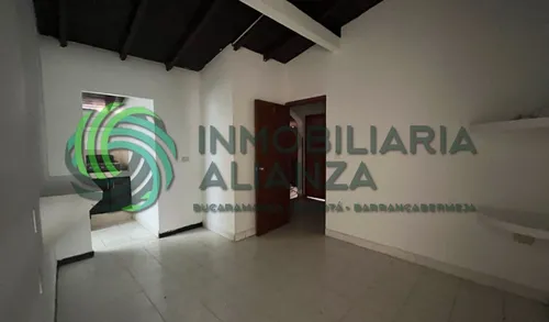 Apartamento En Arriendo En Alfonso Lopez. Cod A15584