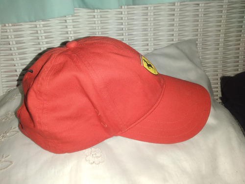 Gorra Ferrari Marca Puma 