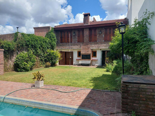Venta Casa 5 Ambientes Centro De Lujan
