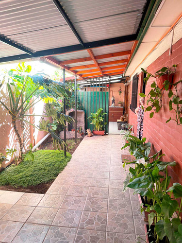 Villa Rapa Nui, 2 Dormitorios! (100281)