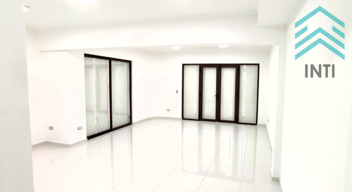 Arriendo Oficina Y/o Local Comercial En Caldera