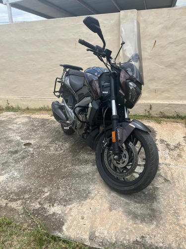 Dominar 400