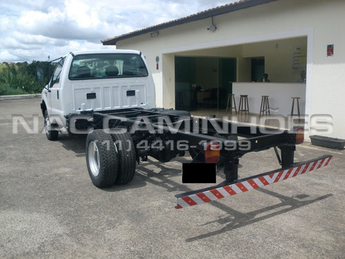 F4000 4x4 Ano 2015/2016 Chassi