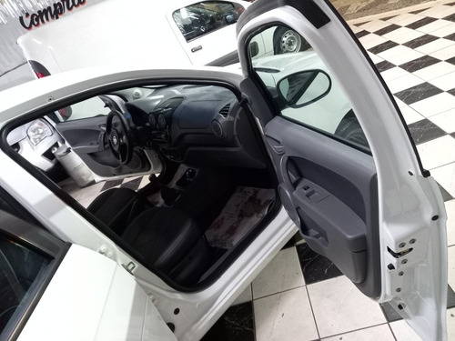 Imagem 13 de 14 de Fiat Palio 2014 1.4 Attractive Flex 5p
