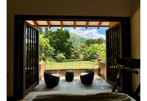 Los Chorros/hermosa Casa Amoblada/2000m2/en Alquiler