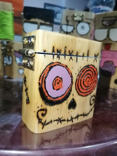 Cajetilla Hecha De Madera De Pino, Personalizada 