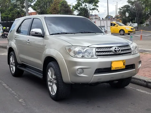 Toyota Fortuner 2.7l 4x4