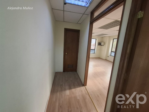 Oficina En Arriendo En Providencia