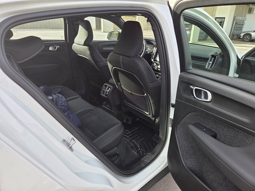 Volvo C40 Recharge Twin