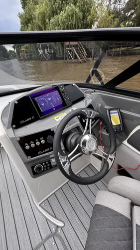 Klase A 235 (2023) - Mercury 250 Hp (5hs)