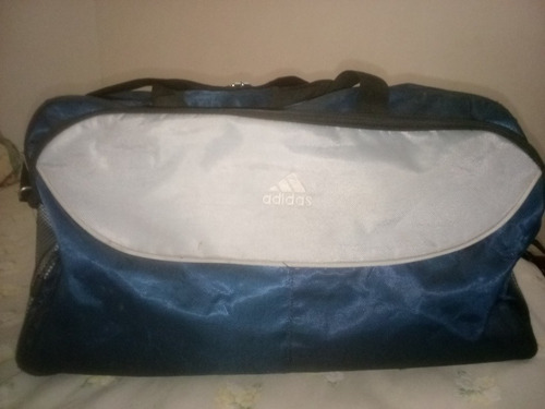 Bolso adidas En Muy Buen Estado