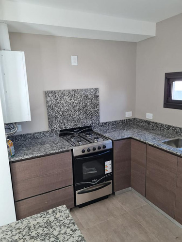 Arguello - Alquiler - Housing - Casa 2 Dormitorios