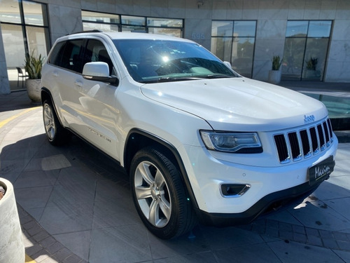 Imagem 3 de 14 de Jeep Grand Cherokee Laredo